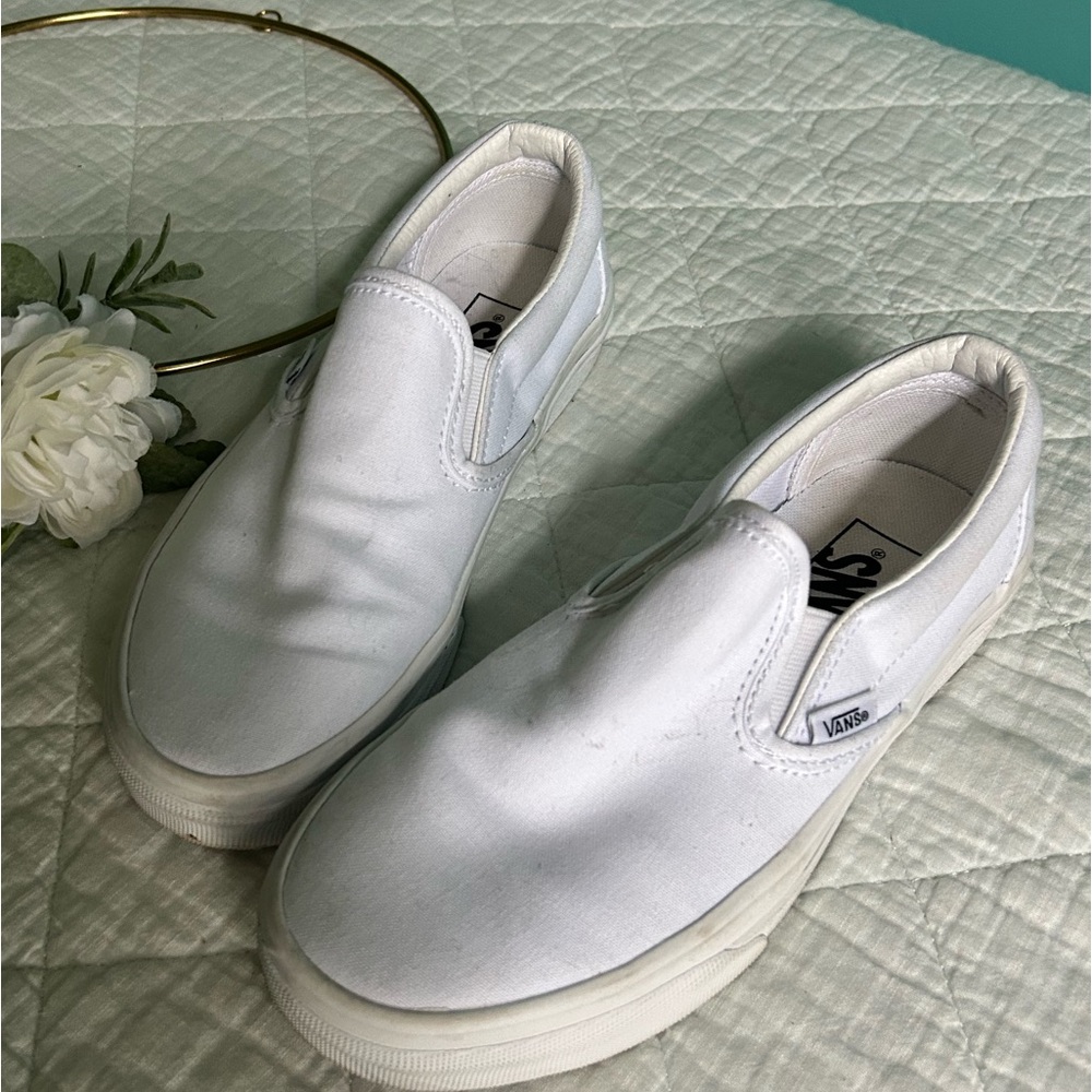 Almost new Vans Shoes, size 7